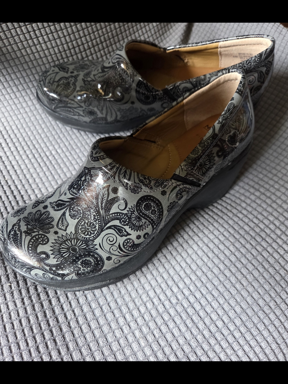 Nurse Mates Gray Paisley Slip-On Comfort Clogs